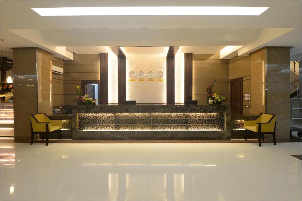 Diversion 21 Hotel Iloilo City Exterior foto