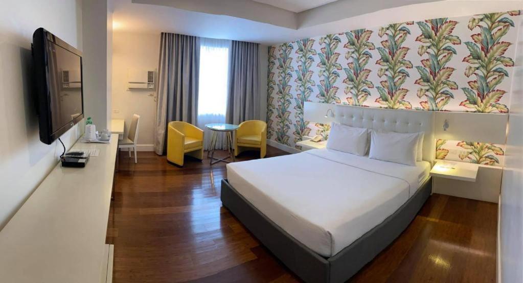 Diversion 21 Hotel Iloilo City Exterior foto