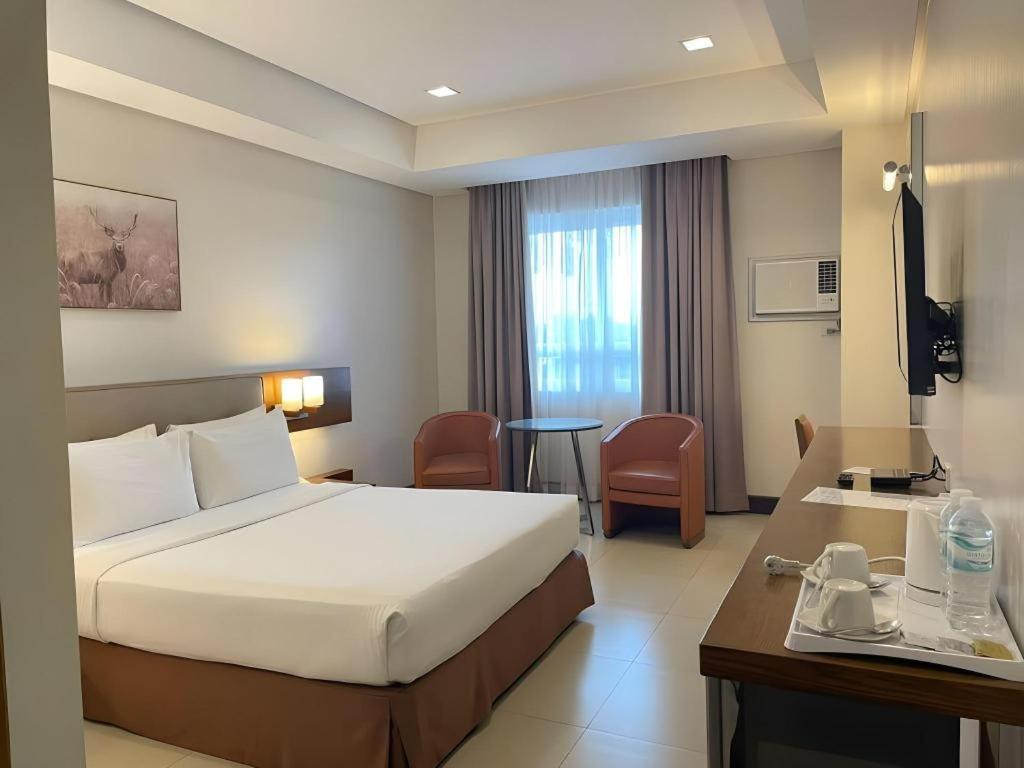 Diversion 21 Hotel Iloilo City Exterior foto